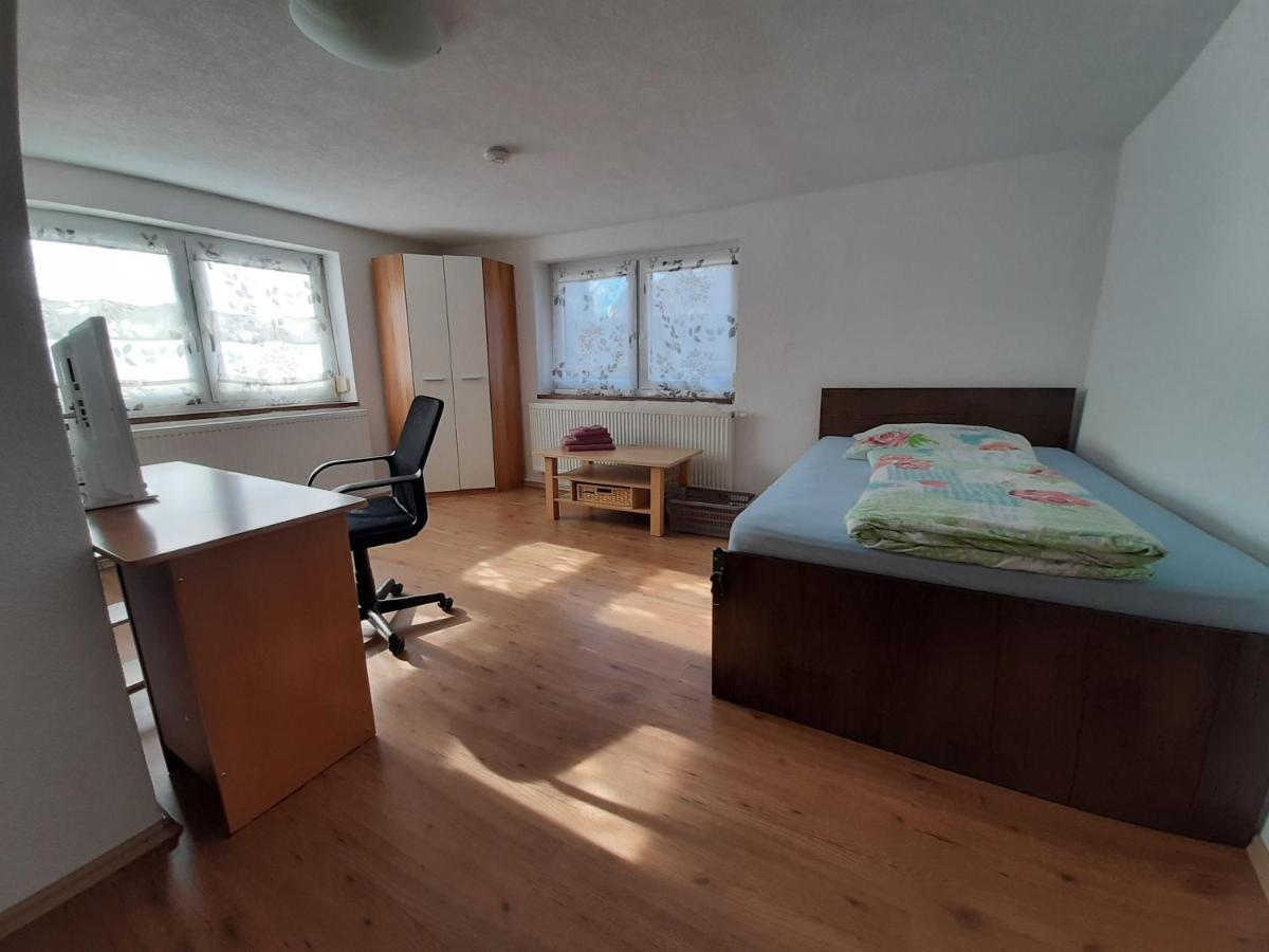 Biberach-Riss-Zimmer-Frei, Einzel-Zimmer Bad Kueche Birkenhard Dış mekan fotoğraf
