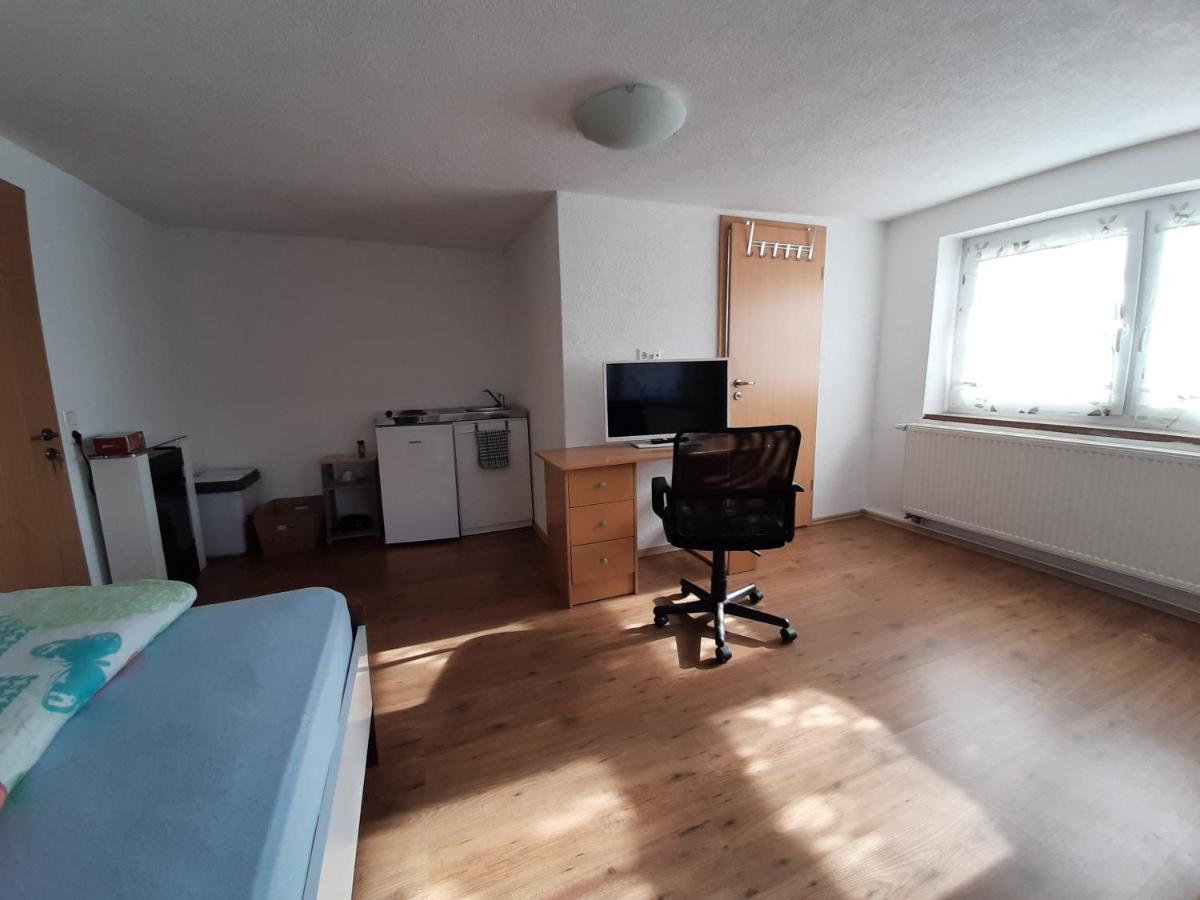 Biberach-Riss-Zimmer-Frei, Einzel-Zimmer Bad Kueche Birkenhard Dış mekan fotoğraf