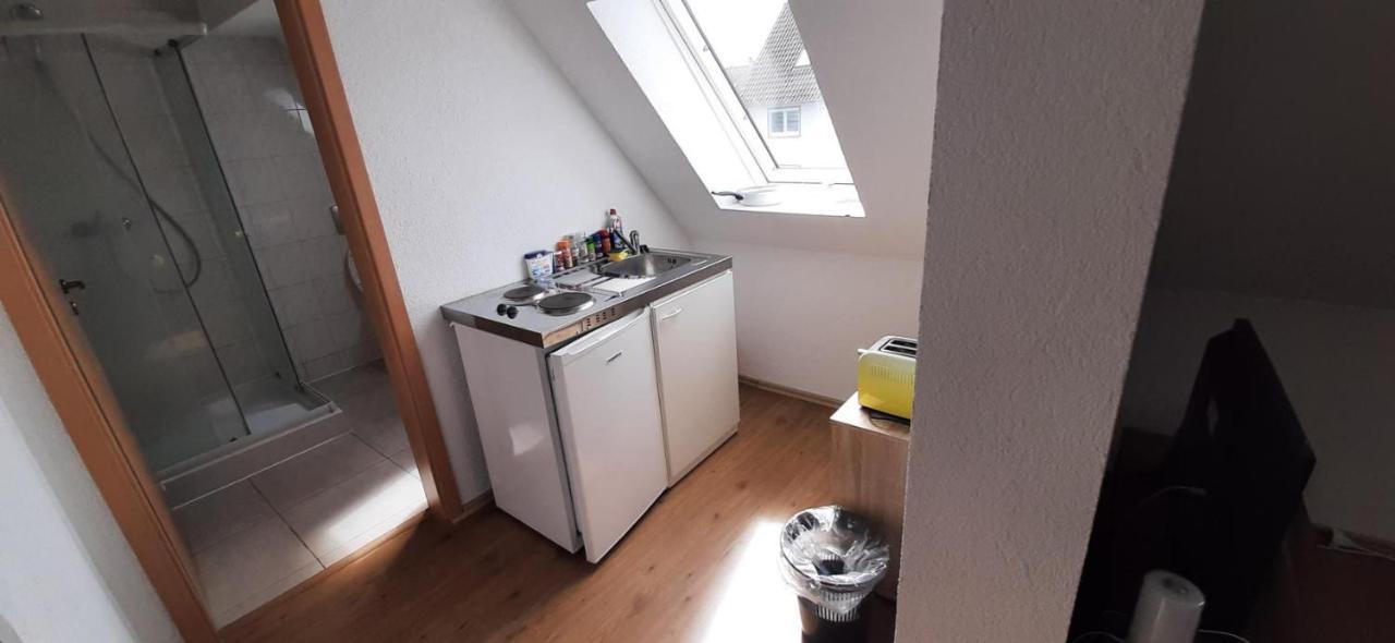 Biberach-Riss-Zimmer-Frei, Einzel-Zimmer Bad Kueche Birkenhard Dış mekan fotoğraf