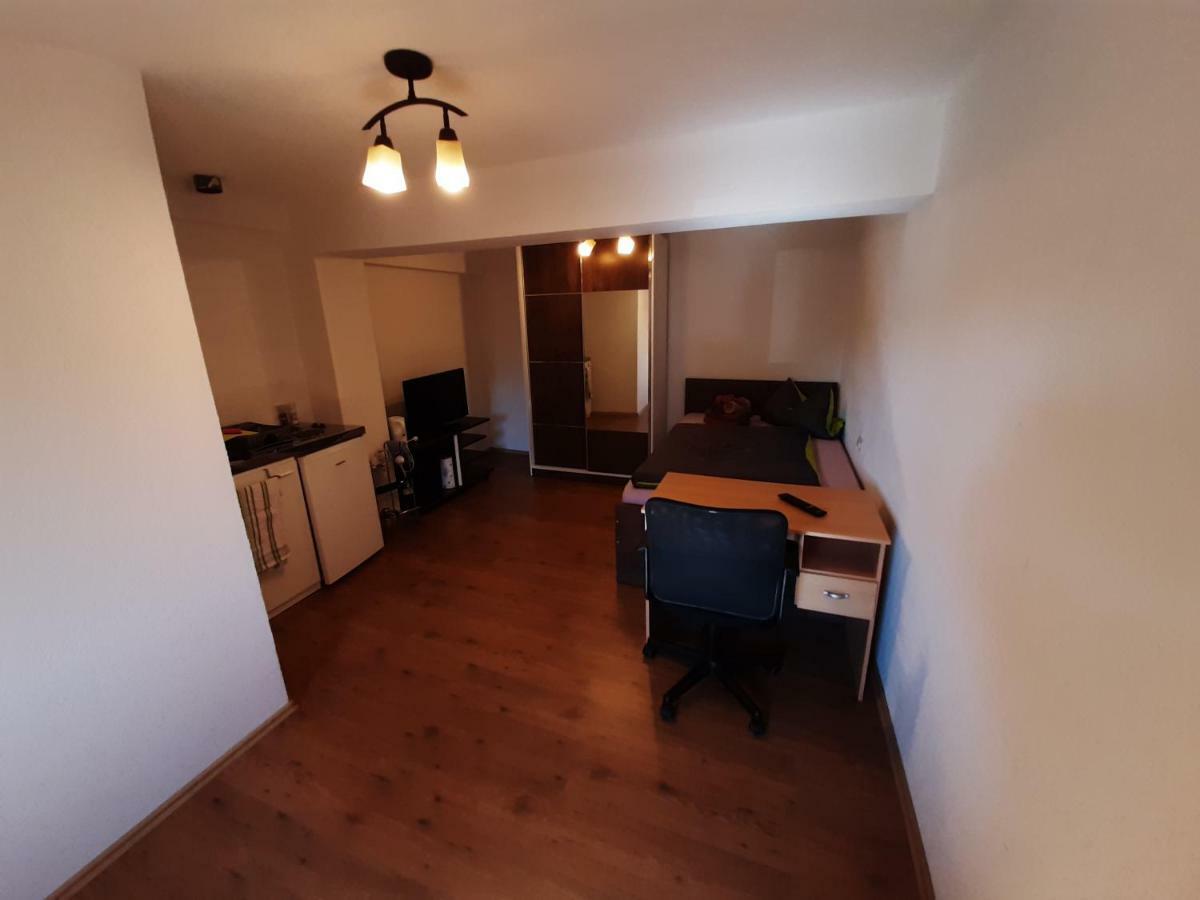 Biberach-Riss-Zimmer-Frei, Einzel-Zimmer Bad Kueche Birkenhard Dış mekan fotoğraf